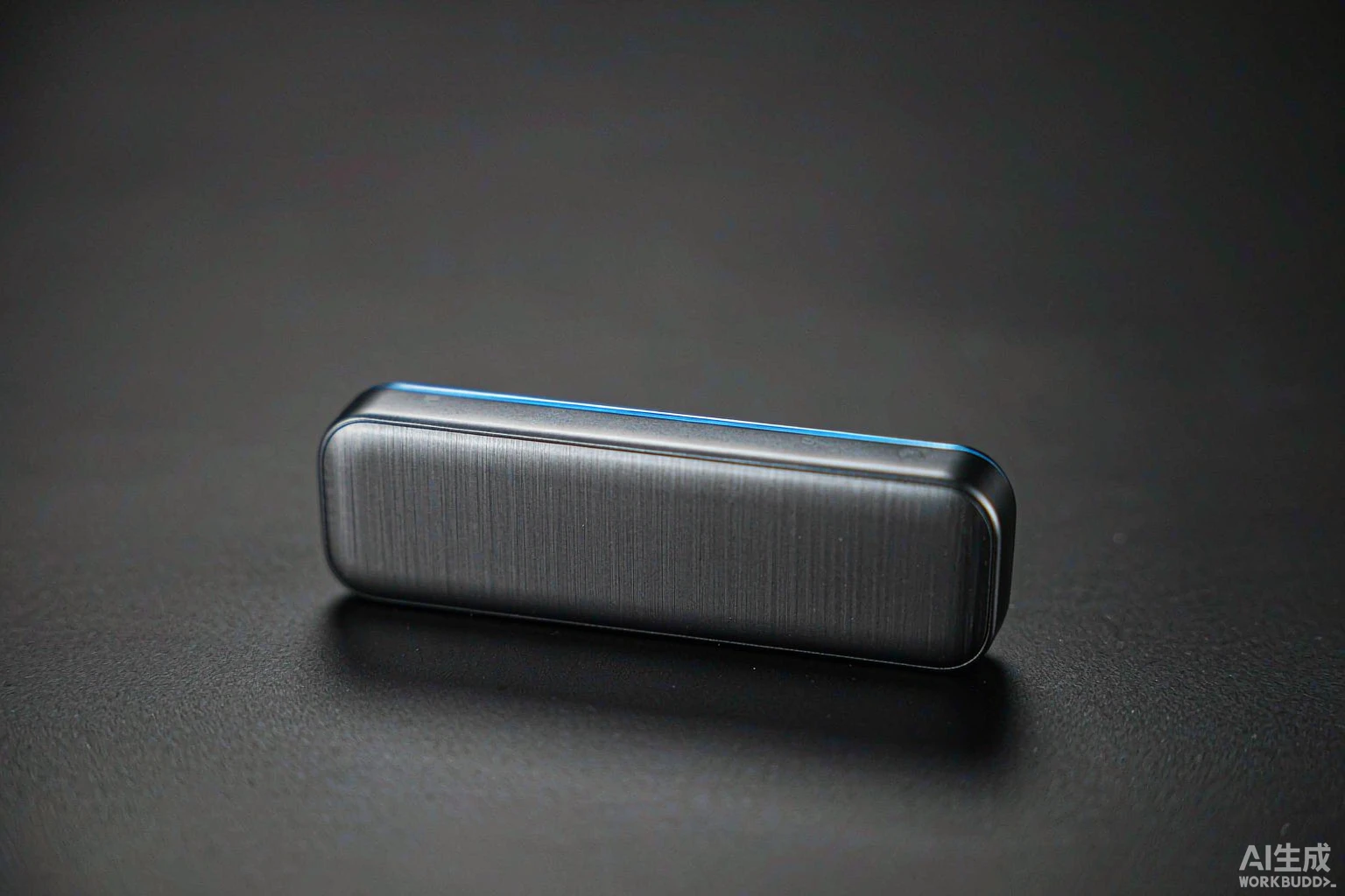 移动固态硬盘怎么选：USB4 与雷电的实际速度差多少